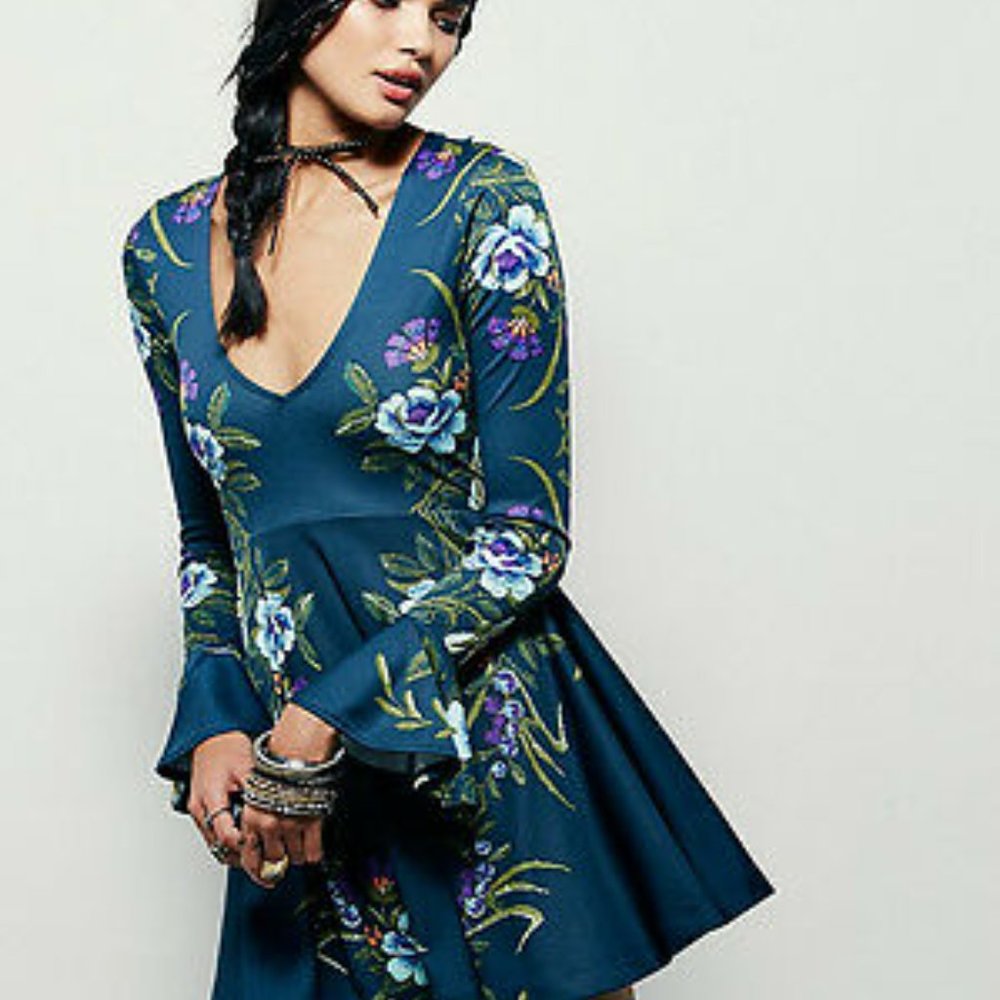 Free People ~ Teal Floral Keyhole Bell Sleeve Skater Party Dress